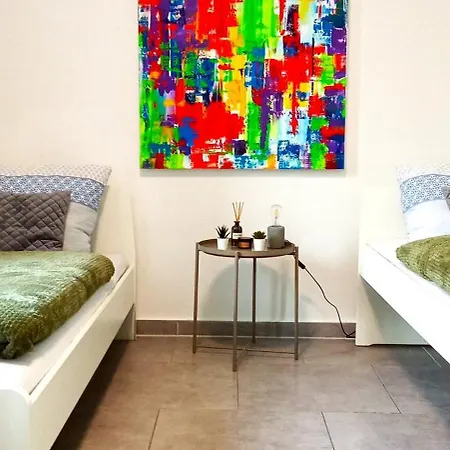 Apartment Topflat Mit Kueche I Gratis Parkplatz I Drei Schlafzimmer I Zentrumnah Dortmund