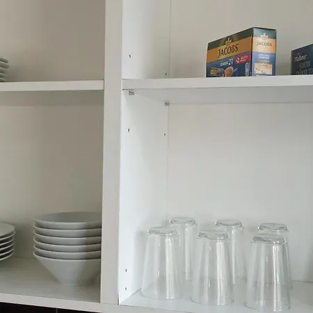 Topflat Mit Kueche I Gratis Parkplatz I Drei Schlafzimmer I Zentrumnah