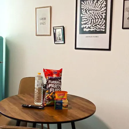 公寓 Topflat Mit Kueche I Gratis Parkplatz I Drei Schlafzimmer I Zentrumnah