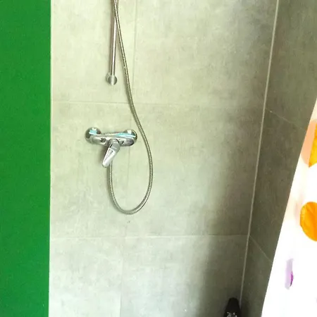 Topflat Mit Kueche I Gratis Parkplatz I Drei Schlafzimmer I Zentrumnah * דורטמונד