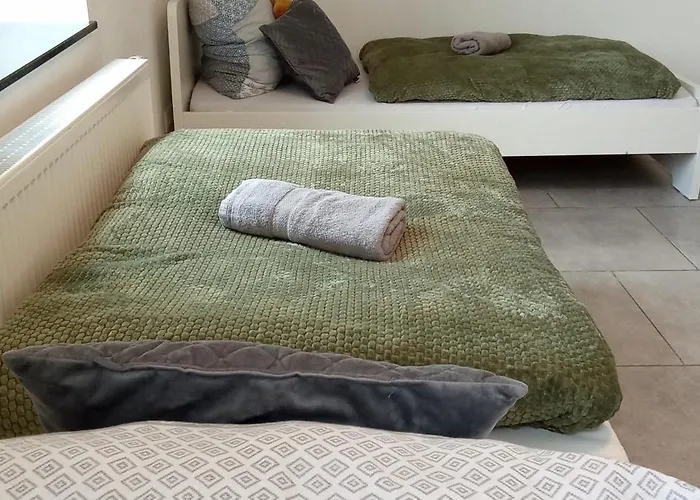 Topflat Mit Kueche I Gratis Parkplatz I Drei Schlafzimmer I Zentrumnah Dortmund