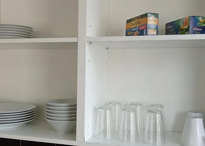 Topflat Mit Kueche I Gratis Parkplatz I Drei Schlafzimmer I Zentrumnah